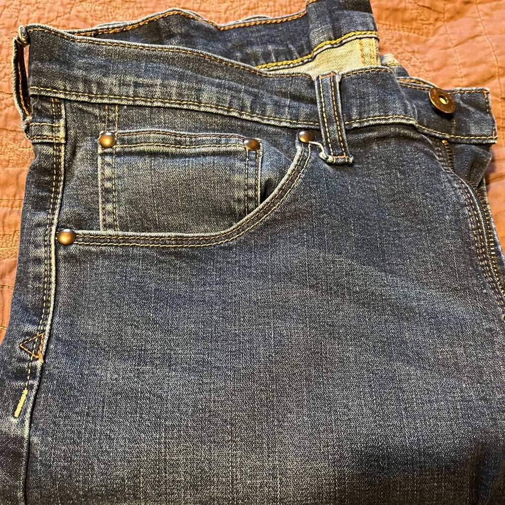 BOGO 1/2 off - Wrangler jeans 36x32 - Picture 7 of 7